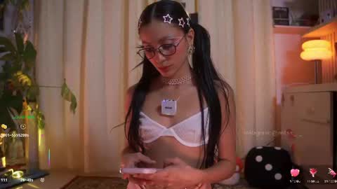 Snapshot of antonella_maitt chatting on July 2026 02:24:02 AM Nell. online show from July 2026 02:24:02 AM
