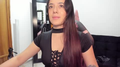 antonella  online show from February 2025 05:11:02 PM