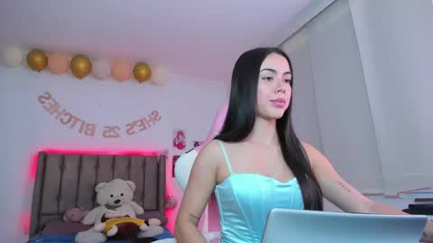 antonellagoddess online show from February 2025 07:25:02 PM