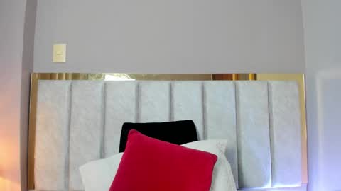 AntonellaHall  online show from November 2025 12:08:02 PM