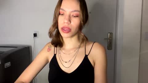 Antonella  online show from December 2024 11:43:02 AM