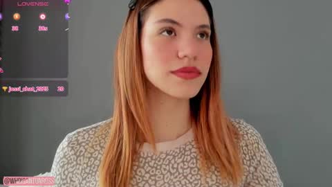 Antonella  online show from October 2025 02:08:01 PM