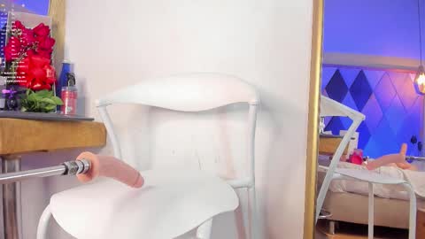 Antonella Russel online show from November 2025 08:42:01 AM