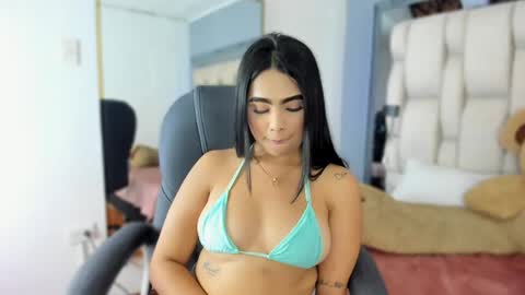 Snapshot of antonellawilder_ chatting on June 2026 06:04:01 AM antonellawilder_ online show from June 2026 06:04:01 AM