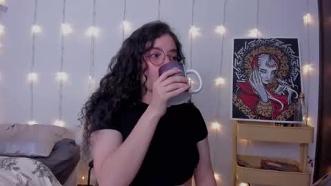 Antonia online show from February 2025 02:08:01 AM