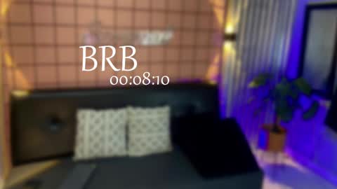 Juan Camilo online show from March 2025 01:00:02 AM