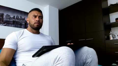 Snapshot of antonydangelo chatting on January 2025 05:34:01 PM ANTONY D ANGELO online show from January 2025 05:34:01 PM