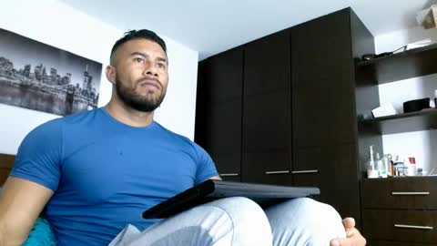 Snapshot of antonydangelo chatting on January 2025 11:25:01 PM ANTONY D ANGELO online show from January 2025 11:25:01 PM