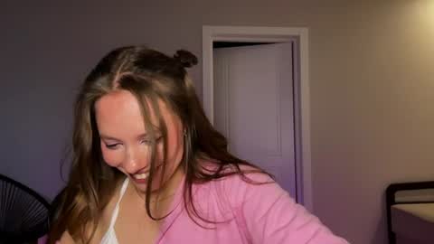 Snapshot of anuetta chatting on June 2026 05:23:01 PM Aneutta online show from June 2026 05:23:01 PM