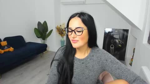 Anya online show from February 2026 05:33:02 AM