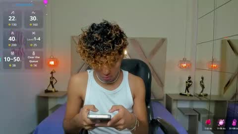 Snapshot of anyelotwink chatting on June 2026 03:44:01 AM anyelotwink online show from June 2026 03:44:01 AM