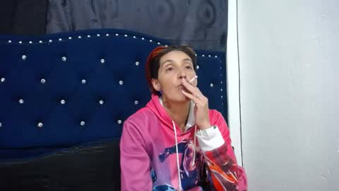 anyu online show from January 2025 03:43:01 AM