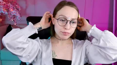 Snapshot of aphexqueen chatting on January 2025 07:10:01 PM APHEX QUEEN online show from January 2025 07:10:01 PM