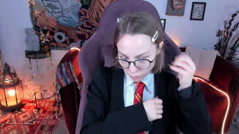 Snapshot of aphexqueen chatting on January 2025 09:13:02 AM APHEX QUEEN online show from January 2025 09:13:02 AM