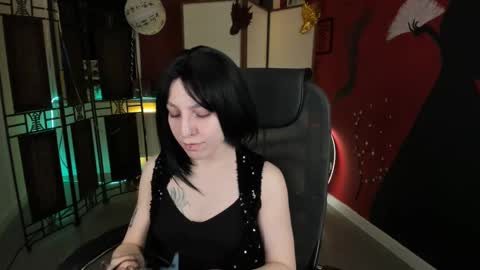 Snapshot of aphexqueen chatting on March 2025 01:08:01 PM APHEX QUEEN online show from March 2025 01:08:01 PM