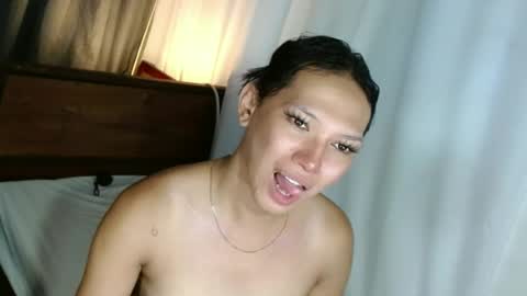 Snapshot of aphr0dite_x chatting on June 2026 04:15:02 AM Roman Goddess online show from June 2026 04:15:02 AM