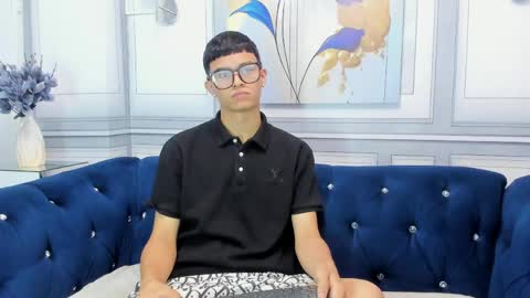 Snapshot of apolo_jonnes chatting on June 2026 01:08:02 AM online show from June 2026 01:08:02 AM
