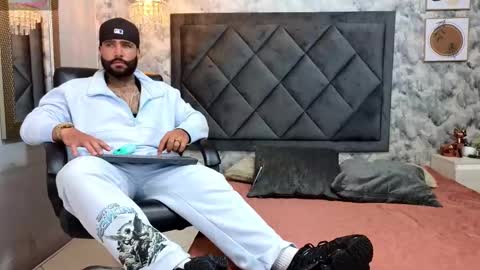 Apolo online show from September 2025 09:50:01 PM