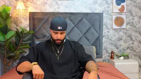 Apolo online show from November 2025 09:31:01 PM