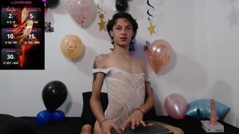 Snapshot of apolo_smith001 chatting on November 2025 04:17:01 PM Apolo online show from November 2025 04:17:01 PM