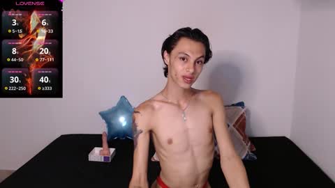 Snapshot of apolo_smith001 chatting on November 2025 02:24:01 AM Apolo online show from November 2025 02:24:01 AM