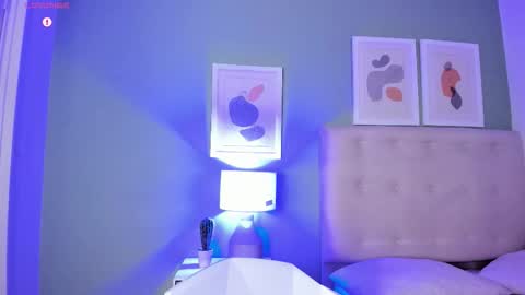 Apolo twink online show from March 2026 08:04:01 PM