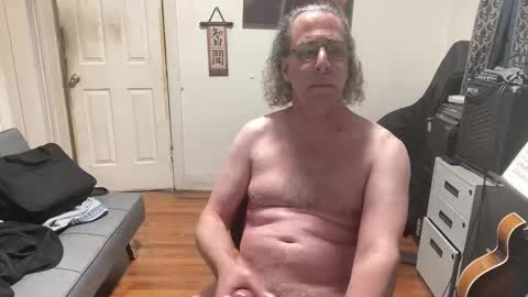 Snapshot of apostrphy chatting on April 2026 09:48:01 PM Apostrphy online show from April 2026 09:48:01 PM