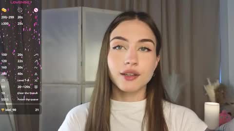 Vicki online show from September 2025 09:09:02 AM