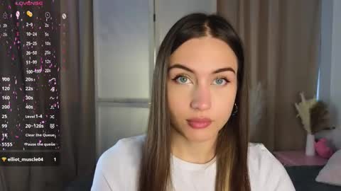 Vicki online show from September 2025 09:11:01 AM