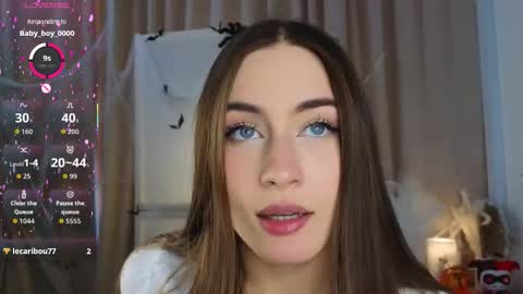 Vicki online show from November 2025 09:11:01 AM