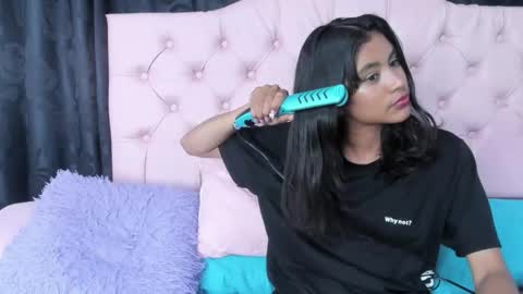 Snapshot of applehot_lr chatting on February 2025 08:31:01 AM sofi y kevin online show from February 2025 08:31:01 AM