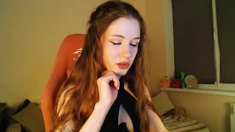 Snapshot of april_felicity chatting on April 2026 07:53:01 PM April online show from April 2026 07:53:01 PM