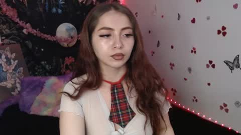 april_l6 online show from October 2025 09:23:02 PM