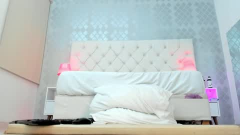 Snapshot of aprilbonnie chatting on December 2024 02:14:02 AM 3pm to 930 pm colombia online show from December 2024 02:14:02 AM