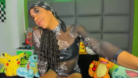 aprill_fox online show from December 2025 01:41:02 PM