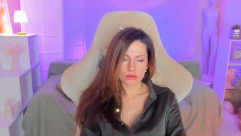 Snapshot of aprill_o_nill chatting on March 2025 04:38:02 PM aprill_o_nill online show from March 2025 04:38:02 PM