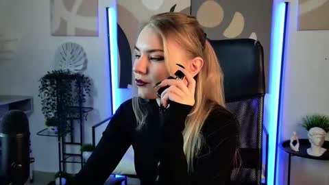 April. All year round.  online show from February 2026 01:59:01 PM