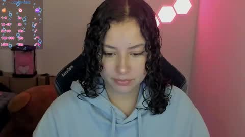 aqua emilly online show from January 2025 01:47:01 AM