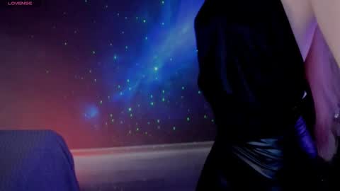 Snapshot of aqualen chatting on November 2025 10:04:02 AM aqualen online show from November 2025 10:04:02 AM