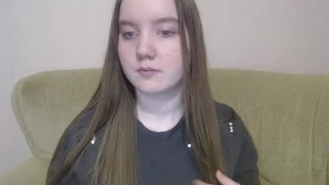 Josefin online show from November 2025 03:38:01 AM