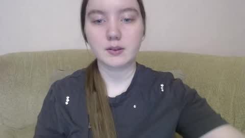 Josefin online show from November 2025 03:53:02 AM