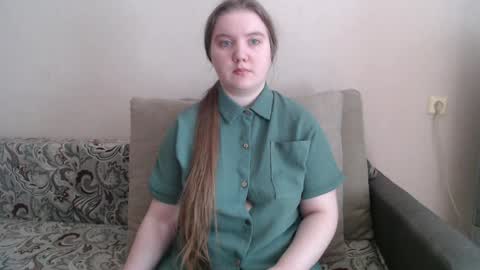 Snapshot of aquanarmin chatting on April 2026 04:32:01 AM Josefin online show from April 2026 04:32:01 AM