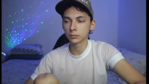 Snapshot of archi_love chatting on December 2024 11:48:01 PM ARCHIBALDO online show from December 2024 11:48:01 PM