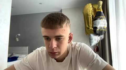 Snapshot of ardenvox chatting on May 2026 09:17:01 AM ardenvox online show from May 2026 09:17:01 AM
