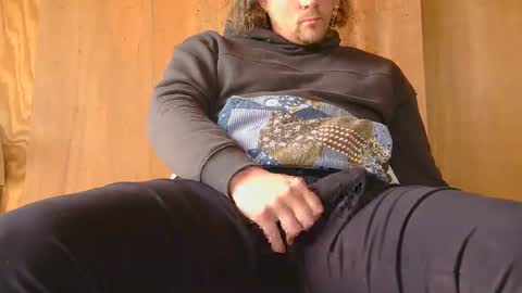 arealjerk69696969 online show from April 2026 06:50:01 PM