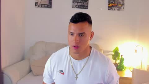 ares levi online show from December 2025 06:36:02 PM