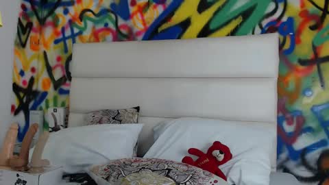 Snapshot of aria_martiin chatting on January 2025 11:45:01 AM aria online show from January 2025 11:45:01 AM