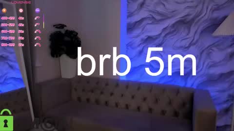 aria_mila online show from January 2026 11:36:01 AM