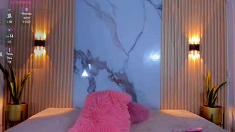 Aria Millers  online show from March 2025 12:22:01 PM