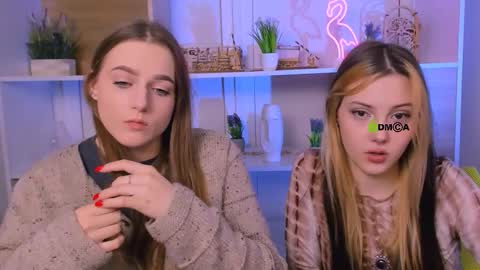 Luna online show from October 2025 07:11:02 PM